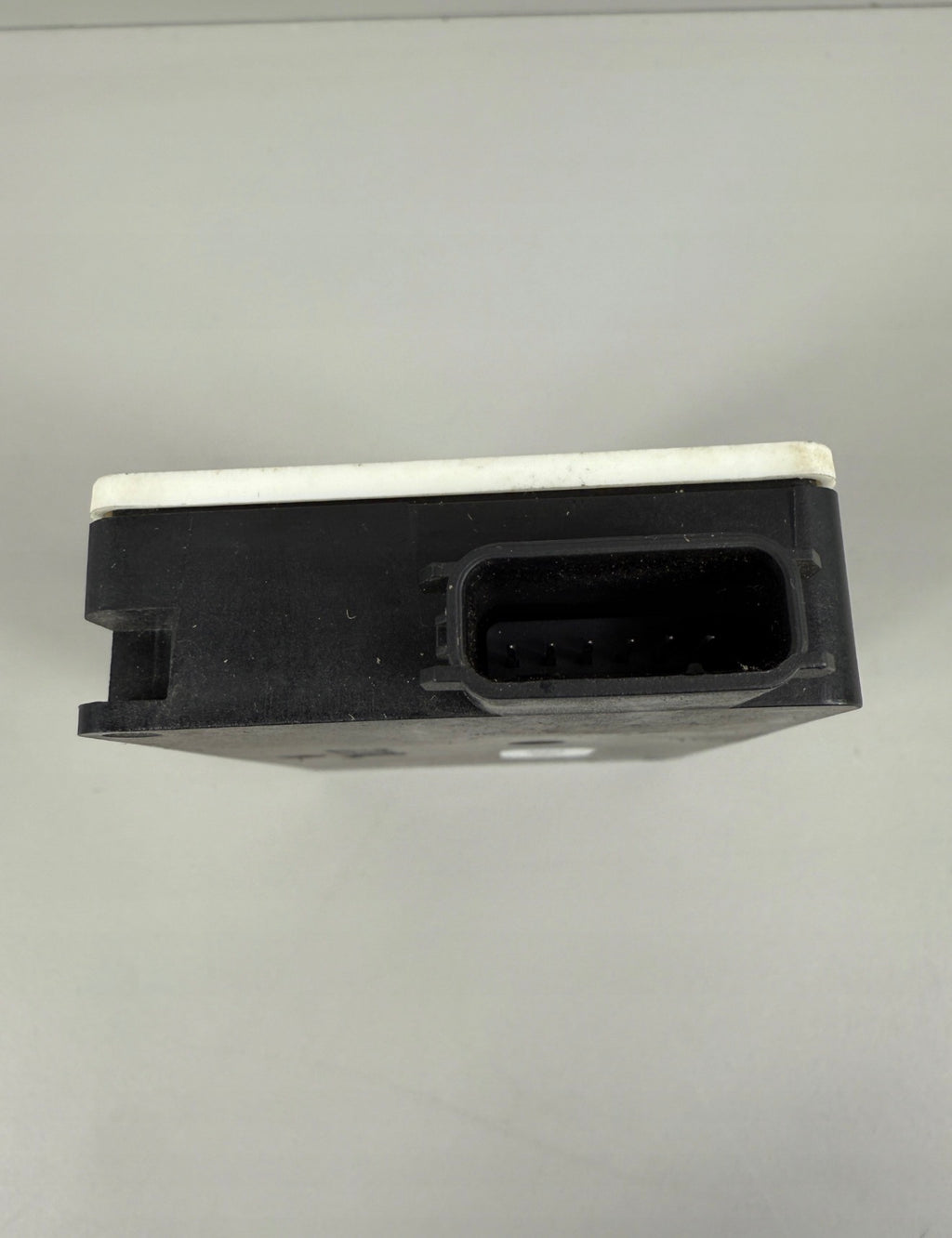 Mercedes-Benz Blind Spot Radar Sensor A0009050010 | Plug & Play | No Coding | OEM | W212 W218 W221 W204 W207 W166 W216 W218 X166 X204 R231 R172